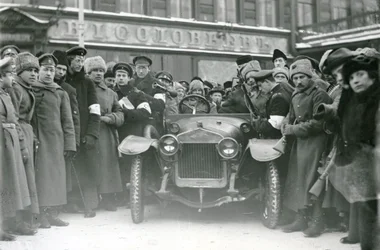 Controllo documenti, San Pietroburgo, febbraio 1917